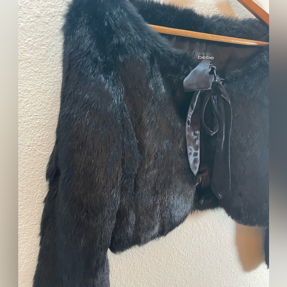 Bebe Genuine Rabbit Fur and Silk Cropped Shrug size S. - Picture 4 of 8